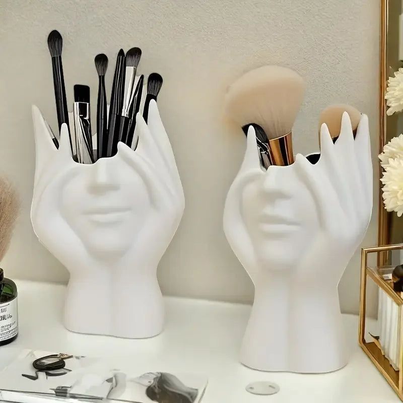 Creative Human Body Art Styling Office Supplies Desktop Multifunctional Storage Pen Holder Makeup Brush Holder Decoration